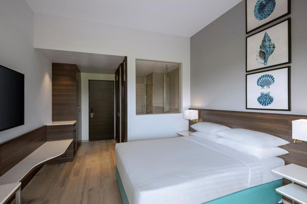 Hotel Fairfield By Marriott Goa Benaulim Esterno foto