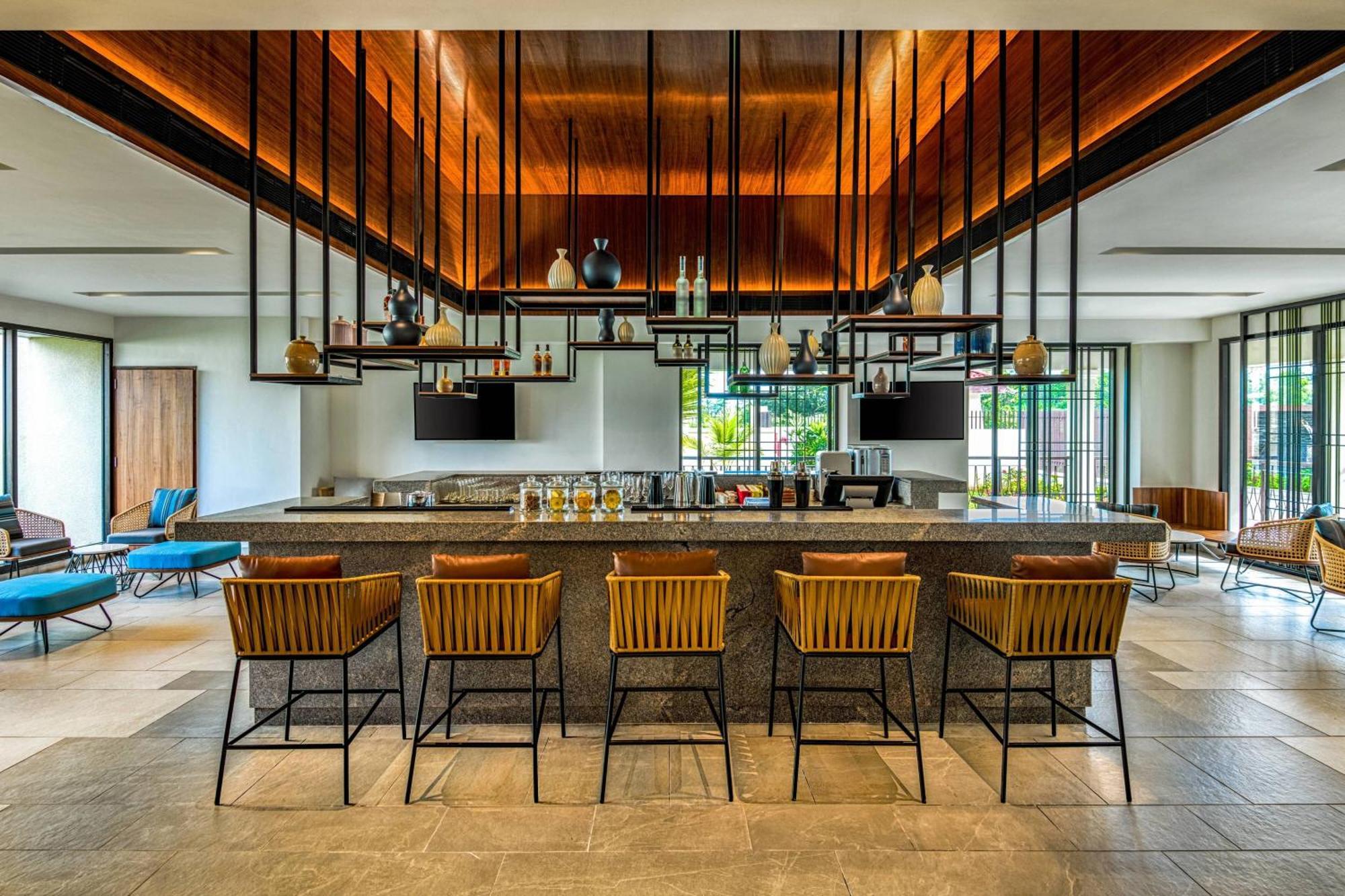 Hotel Fairfield By Marriott Goa Benaulim Esterno foto