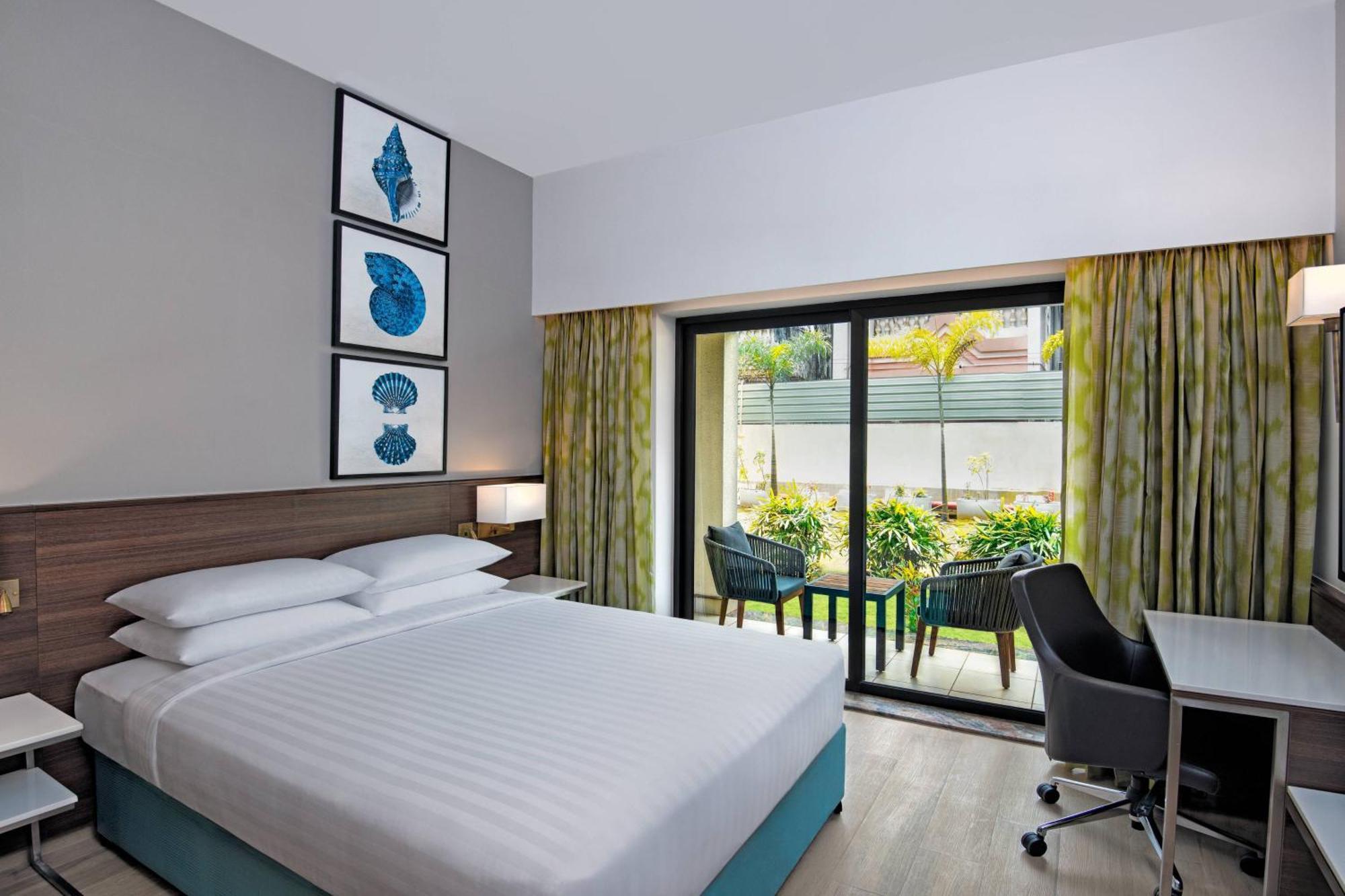 Hotel Fairfield By Marriott Goa Benaulim Esterno foto