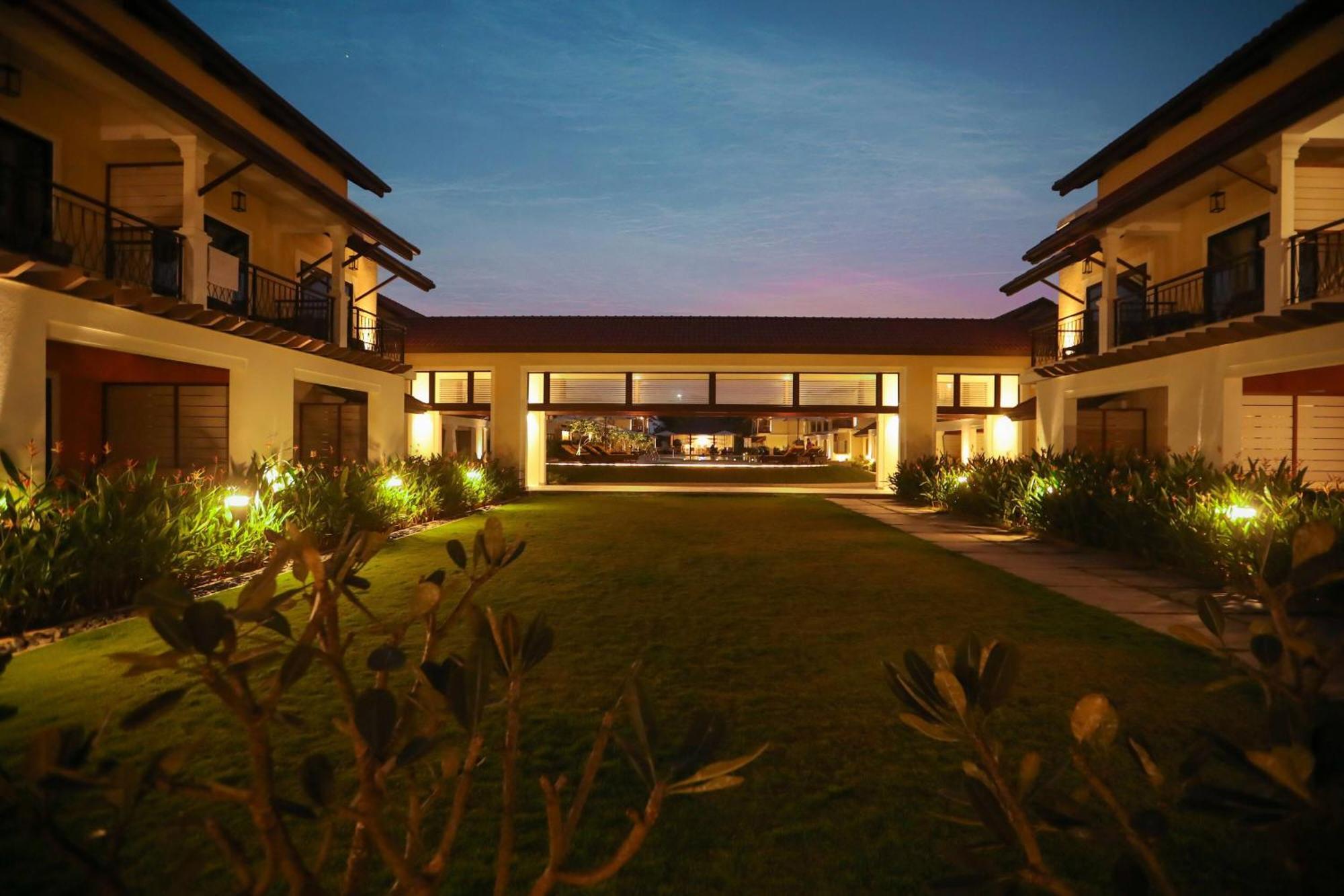 Hotel Fairfield By Marriott Goa Benaulim Esterno foto