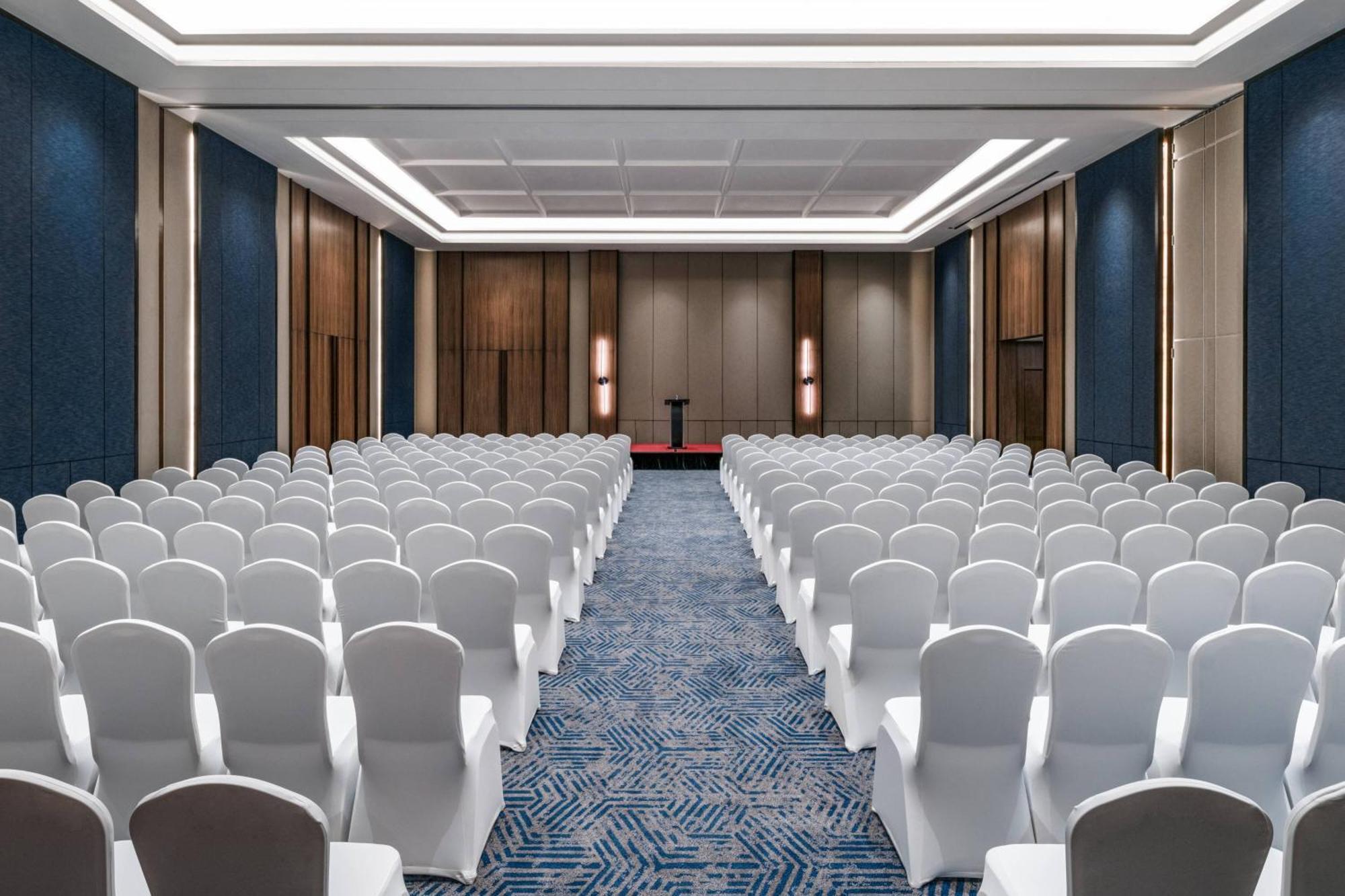 Hotel Fairfield By Marriott Goa Benaulim Esterno foto