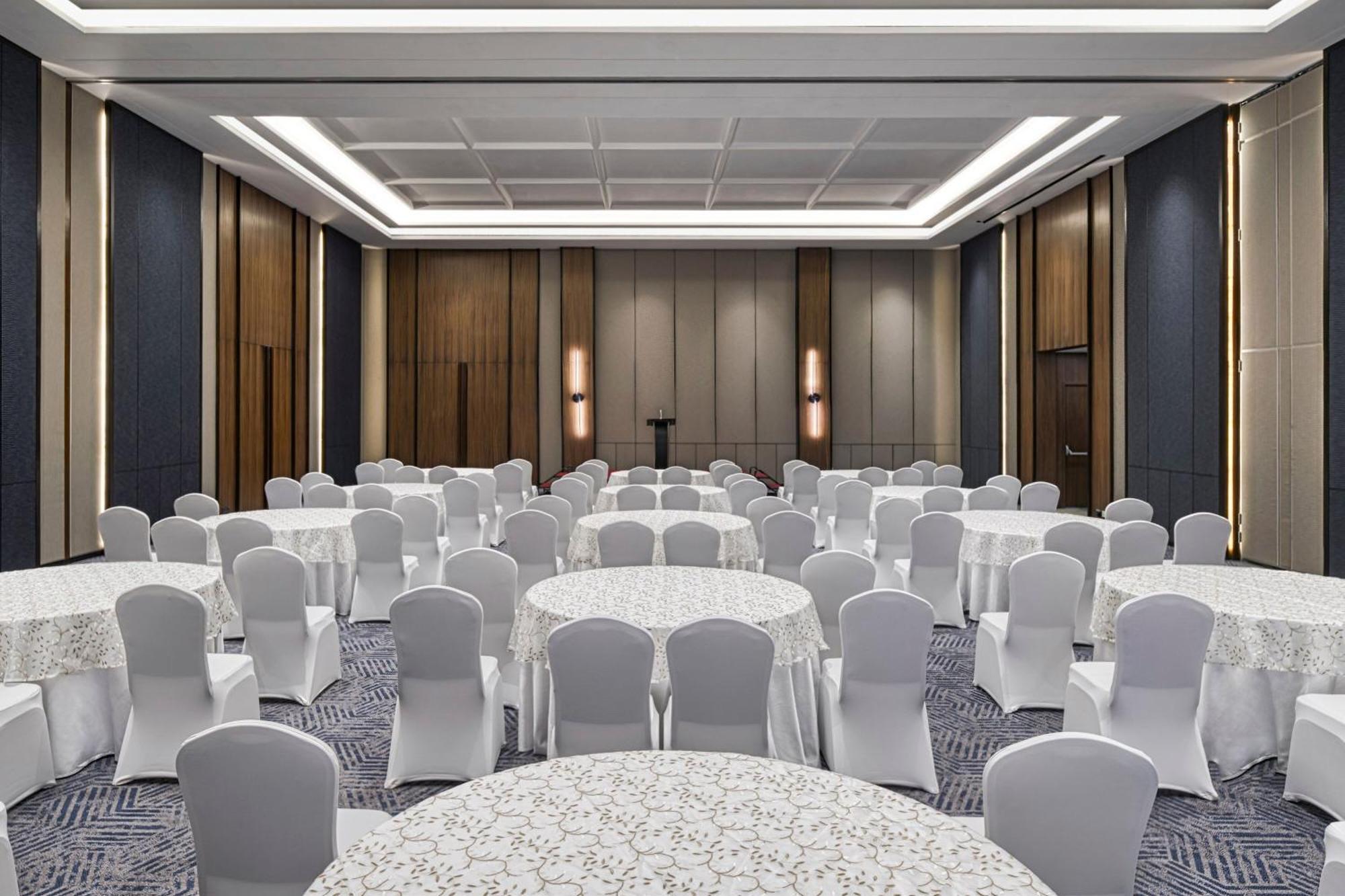 Hotel Fairfield By Marriott Goa Benaulim Esterno foto